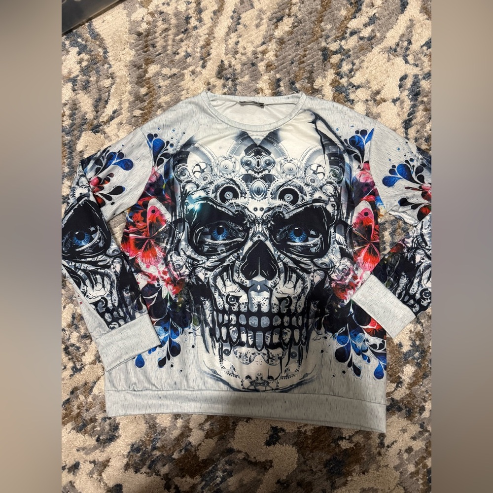 Graphic Skull Sweatshirt - Multicolor